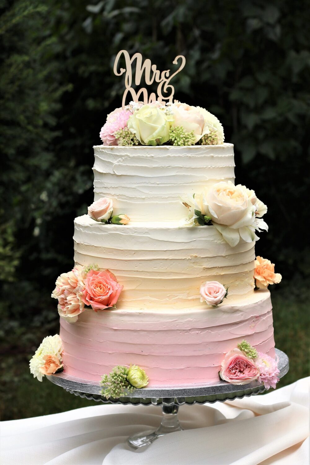 Creme Torte mit Farbverlauf