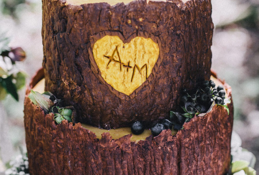 Fondant Hochzeitstorte  Wald
