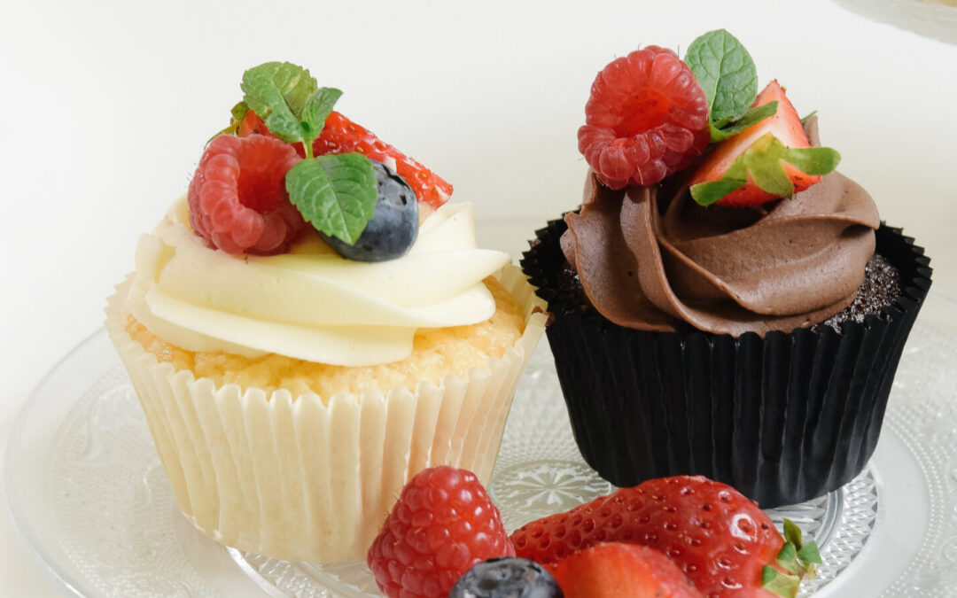 CUPCAKES SCHOKO UND VANILLE