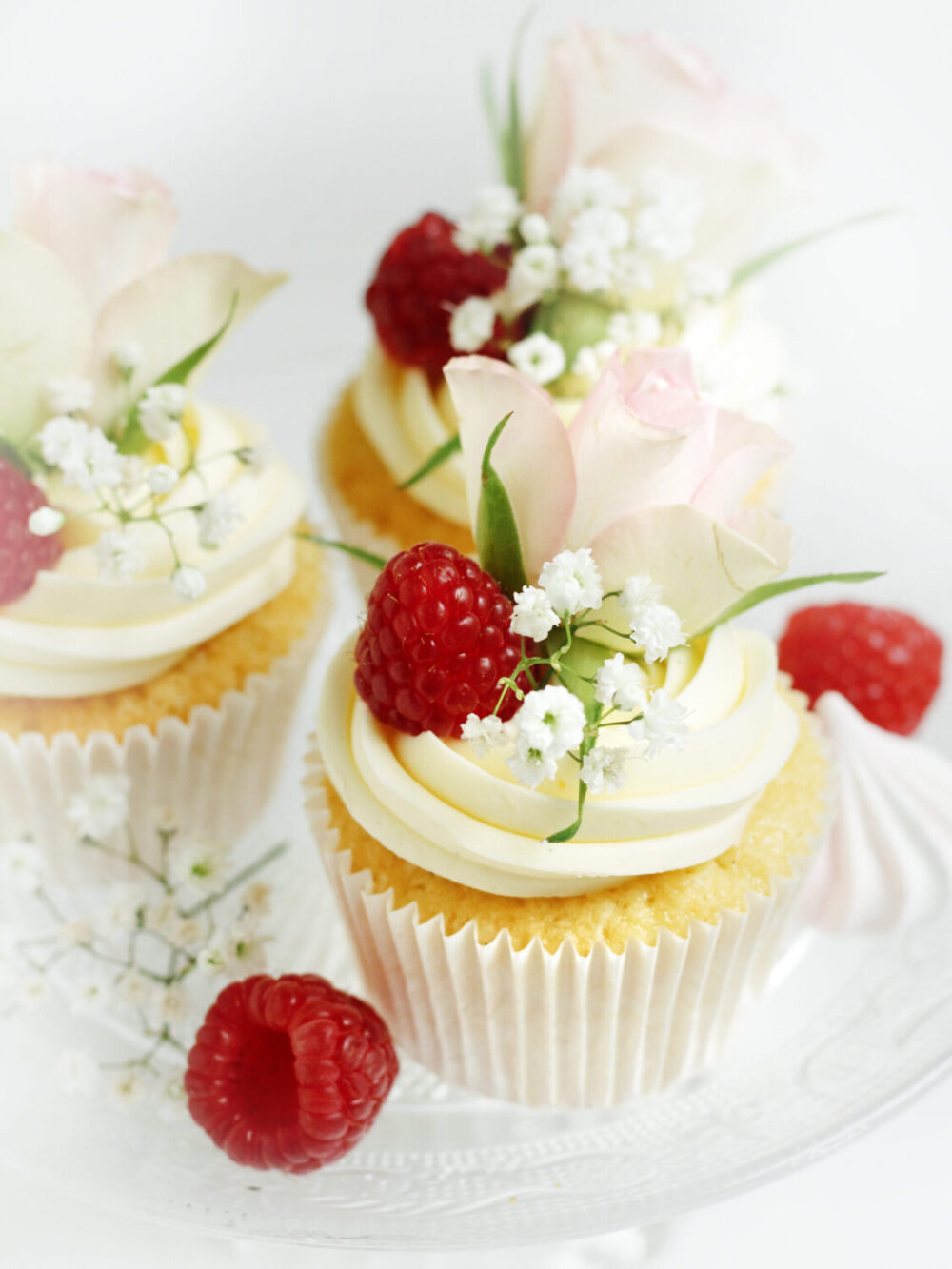 CUPCAKES HIMBEER-ROSE