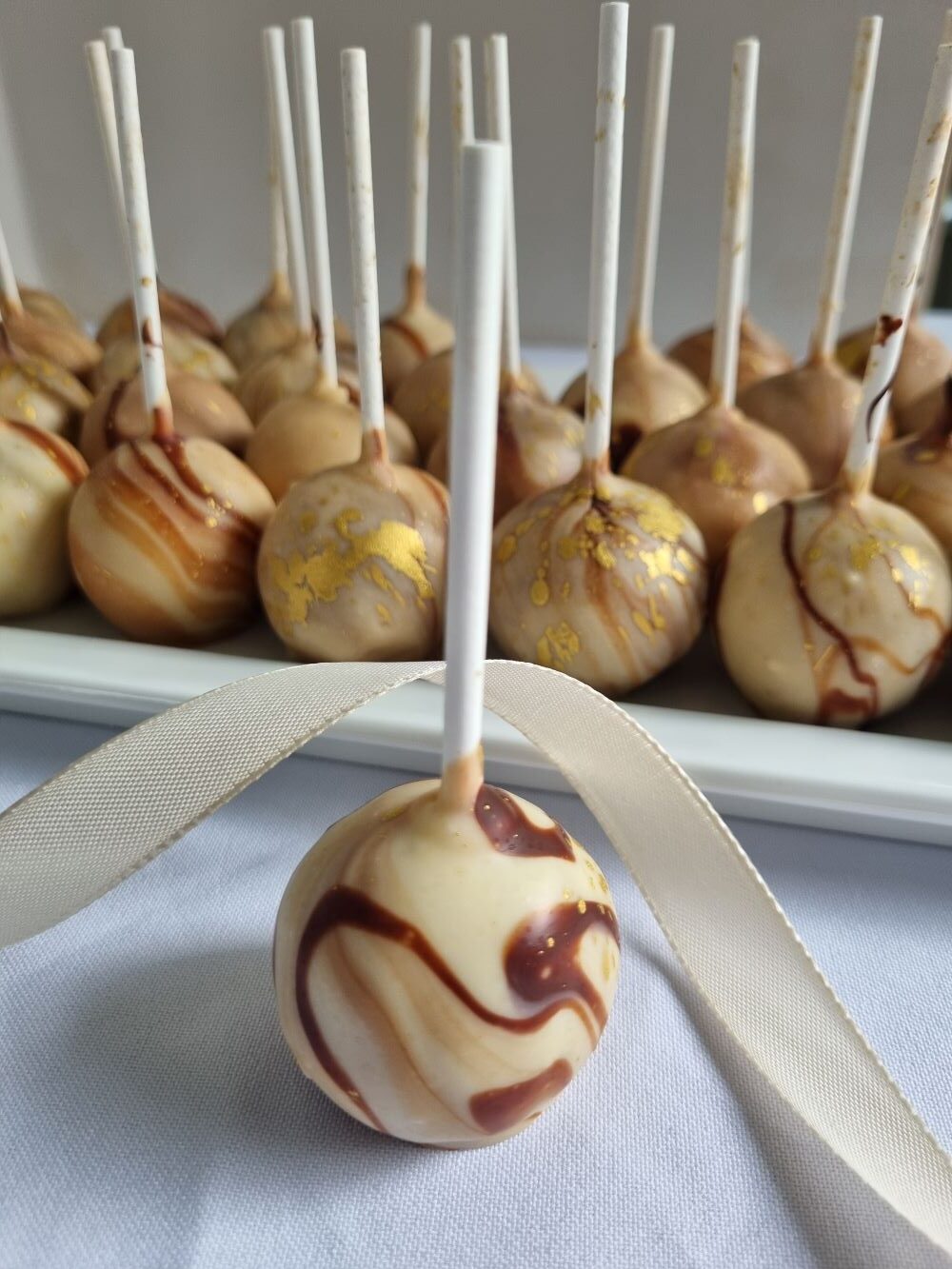 CAKEPOPS WHITE SCHOKO