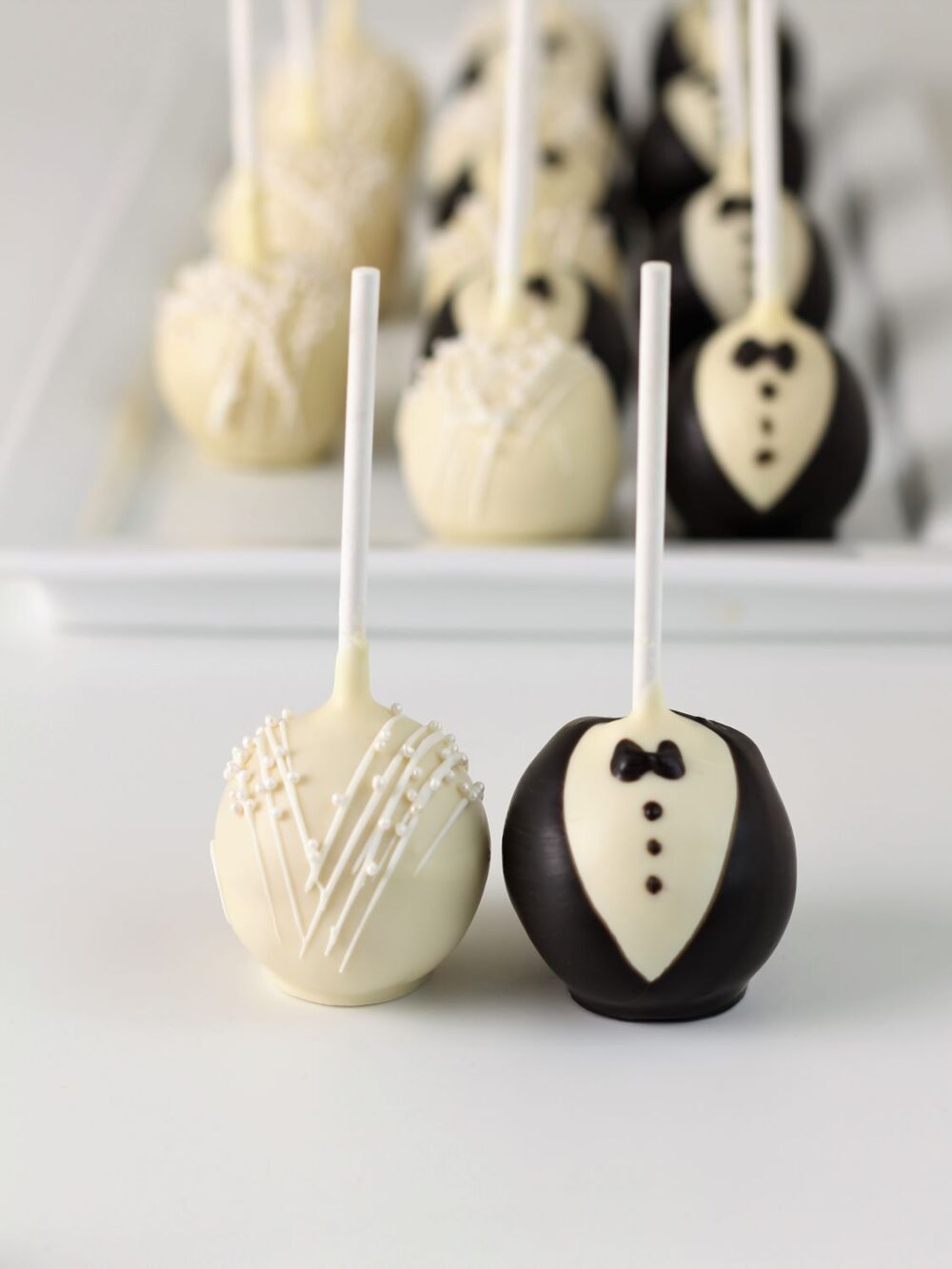 CAKEPOPS BRAUT UND BRÄUTIGAM